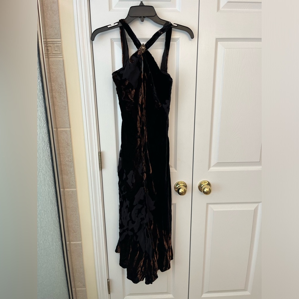 beautiful elegant dress 🌷 size XS also fits size S